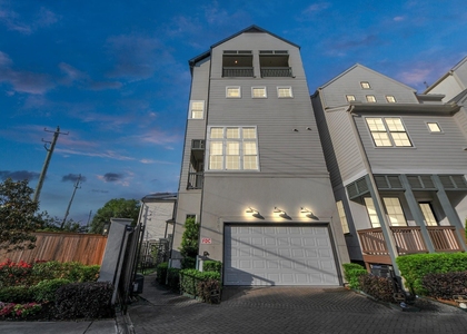 4005 Woodshire Village Estate - Photo 1
