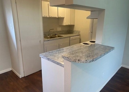 918 Heights Boulevard - Photo 1