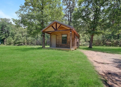 10521 Tanyard Road - Photo 1