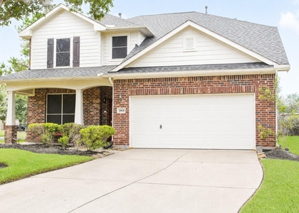 2814 Silver Bend Lane - Photo 1