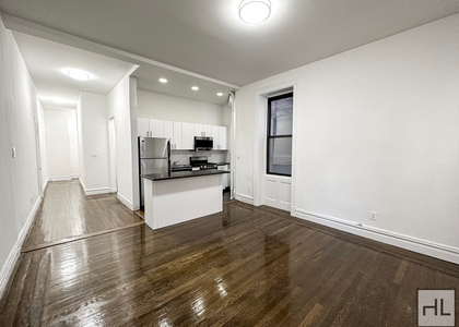 East 91 Street - Photo 1