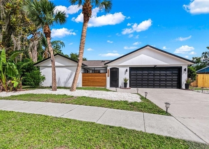 2911 Woodpine Court - Photo 1