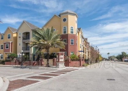 1910 E Palm Avenue - Photo 1