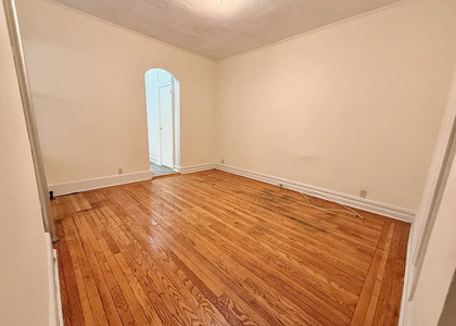 Seaman Avenue - Photo 1