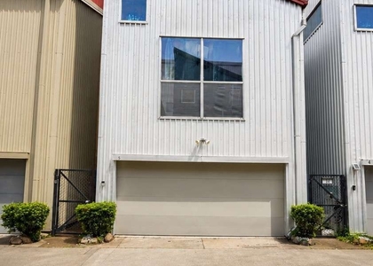 241 Maynard Terrace Se - Photo 1