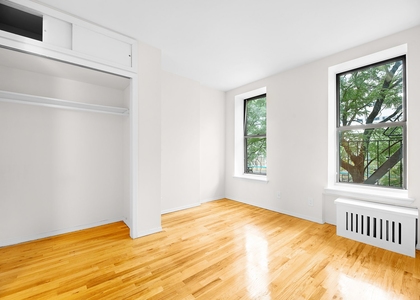 West 49th Street - Photo 1