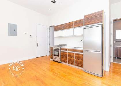 490 Kosciuszko Street - Photo 1