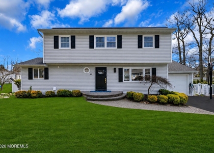 522 W Lincoln Avenue - Photo 1