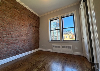 West 14 Street - Photo 1