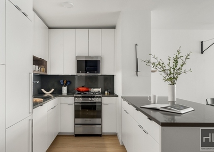 West 37th Street - Photo 1