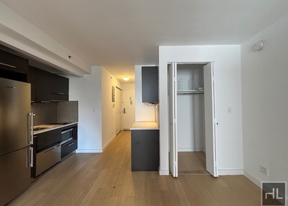 E 39th St - Photo 1