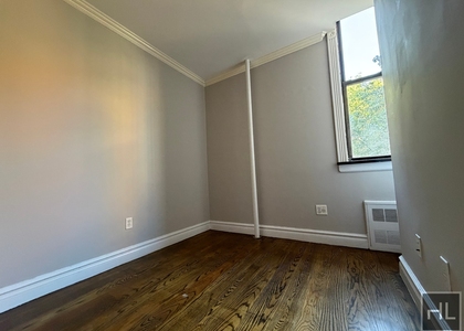 West 14 Street - Photo 1