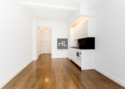 West 91st Street - Photo 1