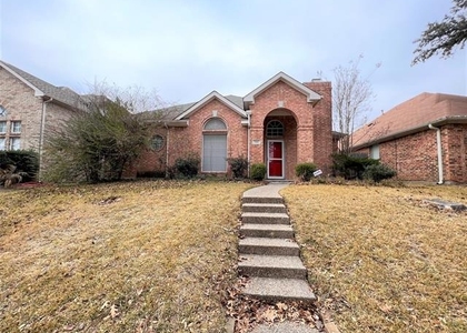 738 Ridgemont Drive - Photo 1