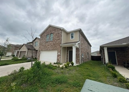 408 Forest Street - Photo 1