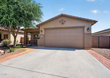 823 W Witt Avenue - Photo 1