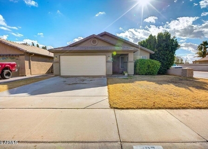 197 W Oxford Lane - Photo 1