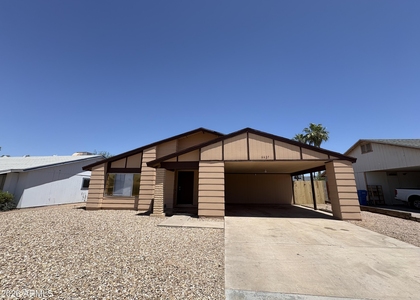 6627 S 44th Street - Photo 1