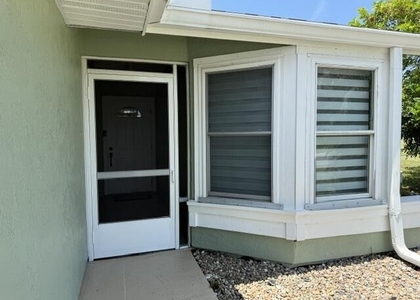 1478 Se Larkwood Circle - Photo 1