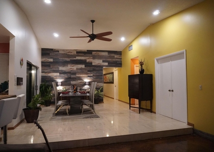 414 Ne 195th Street - Photo 1