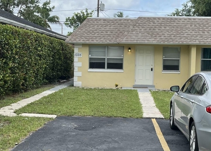 1335 Nw 7th Terrace - Photo 1