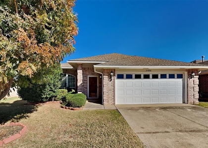 21886 Pioneer Circle - Photo 1