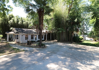 4589 Giles Avenue - Photo 1