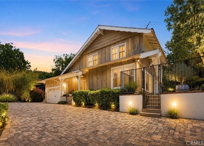 22204 Avenue San Luis - Photo 1