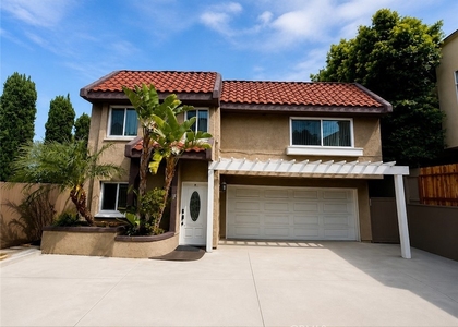 2558 Orange Avenue - Photo 1