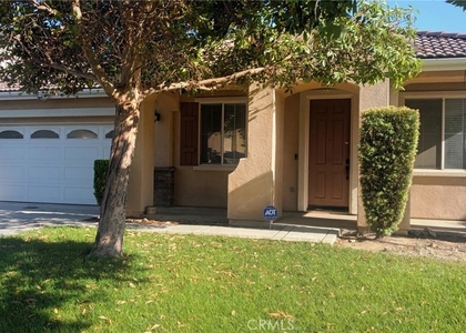 16141 San Jacinto Ave - Photo 1