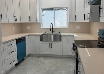 522 Stanford Rd - Photo 1