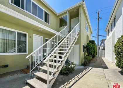 1536 Harvard Street - Photo 1