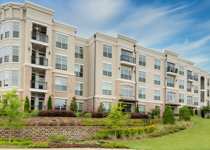 900 View Dr - Photo 1