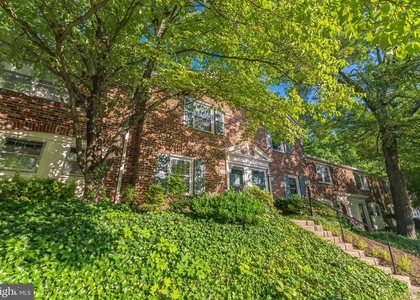 5920 Prince George Drive - Photo 1