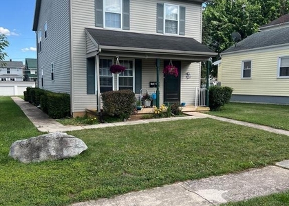 728 Chestnut Street - Photo 1