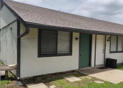 2609 Ektom Dr - Photo 1