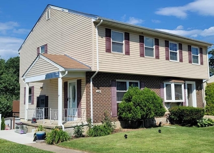 4236 Slater Avenue - Photo 1
