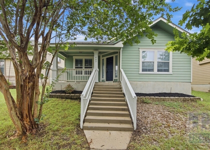 437 Sampson - Photo 1