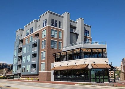 20 W Northwest Highway - Photo 1