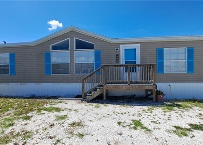 4807 Flamingo Drive - Photo 1