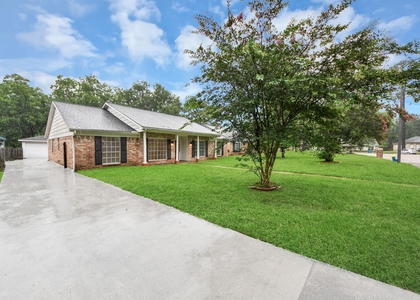 1319 Forsythe Lane - Photo 1