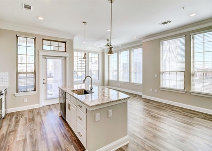2111 Austin Street - Photo 1