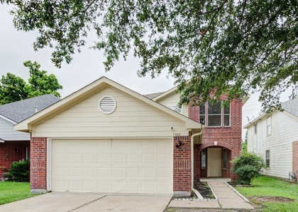 7322 Parkland Manor Drive - Photo 1