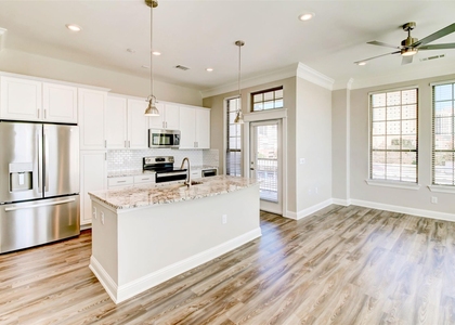 2111 Austin Street - Photo 1
