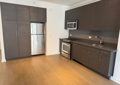 5th Avenue - Photo 1