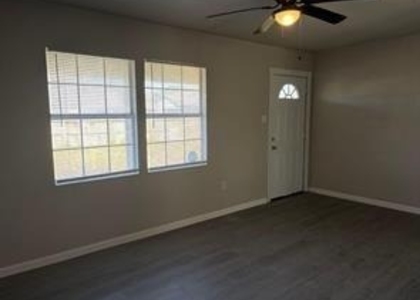 5402 Lyndhurst Drive - Photo 1
