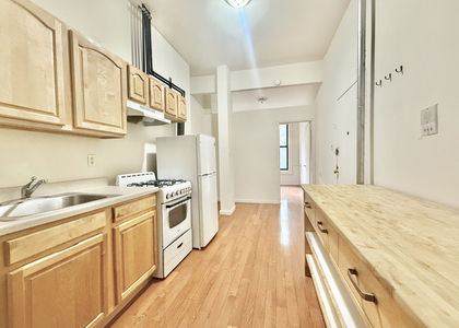 East 9th Street - Photo 1