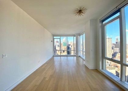 6th Avenue - Photo 1