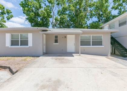 2600 52nd Avenue N - Photo 1