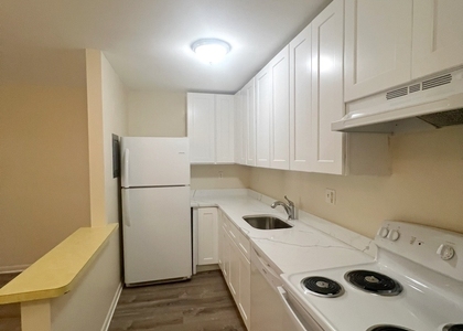 6-8 Hyatt Avenue - Photo 1